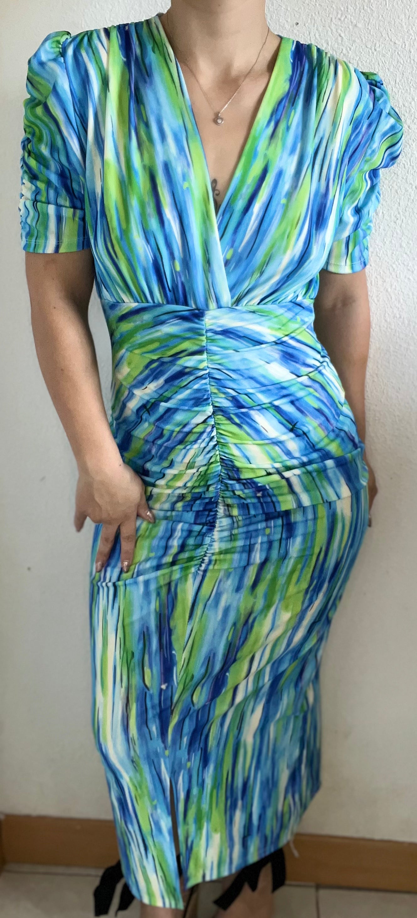 Robe mi-longue