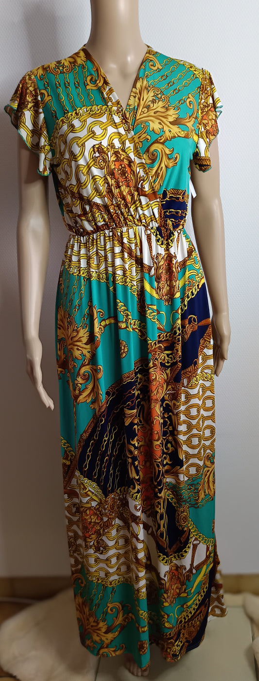 Langes türkises Kleid